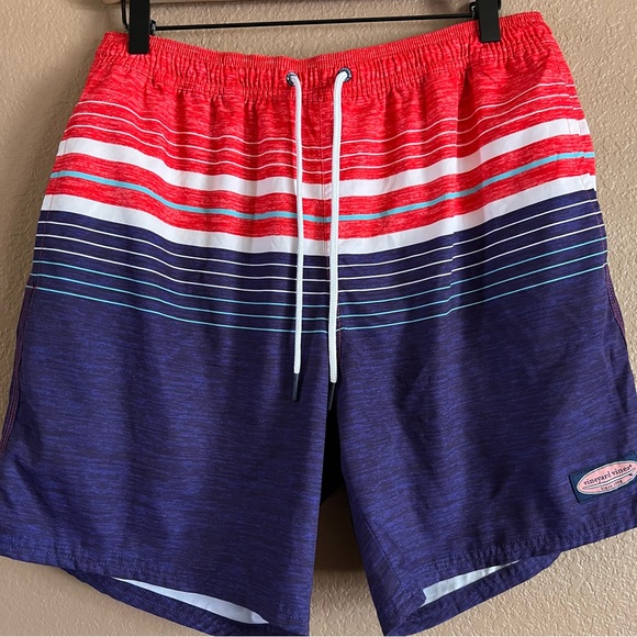 Vineyard Vines Red and Blue Board Shorts Classic Swimwear Size Medium - Picture 3 of 7